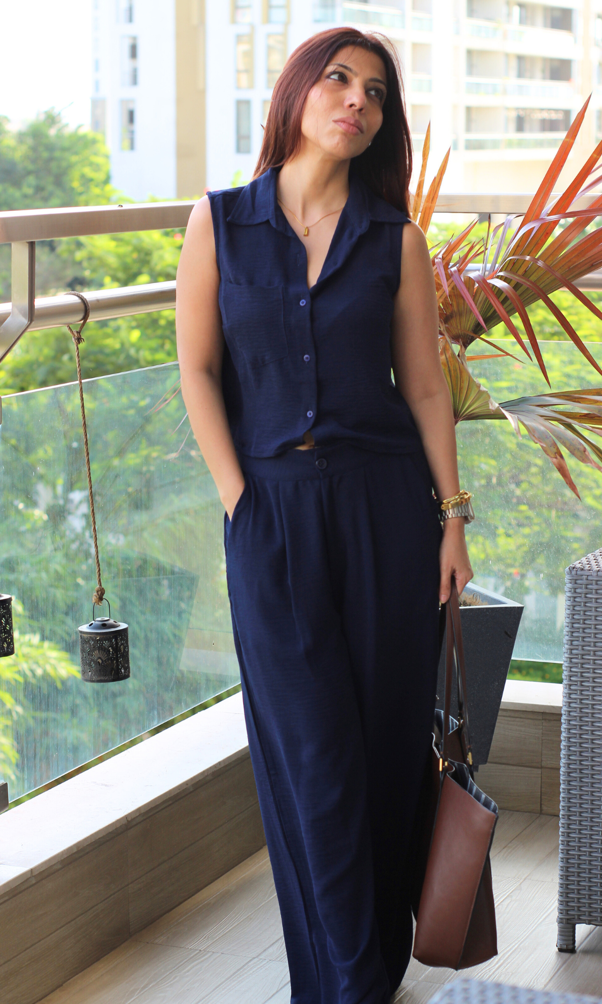 Midnight Sleeveless Cropped Shirt with Loose Pants Co-ord