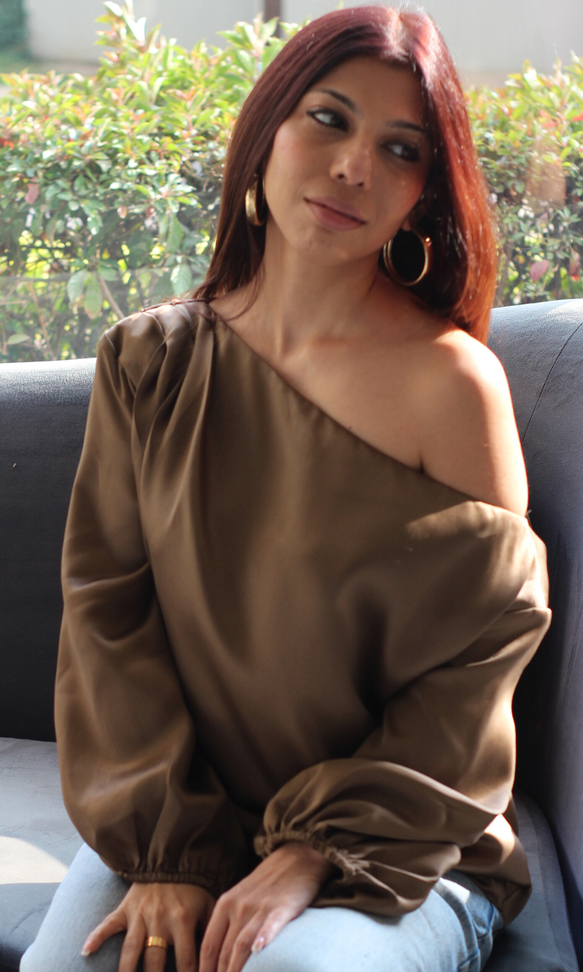 Coffee Balloon Sleeved One Shoulder Top