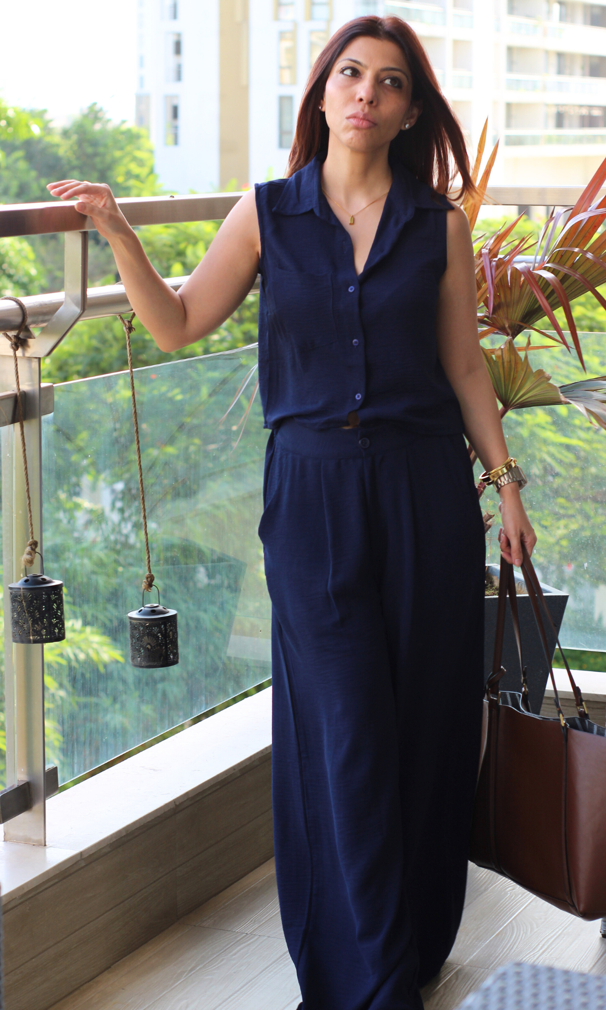 Midnight Sleeveless Cropped Shirt with Loose Pants Co-ord