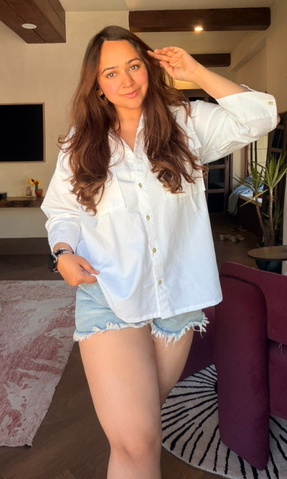 White Square Pockets Shirt