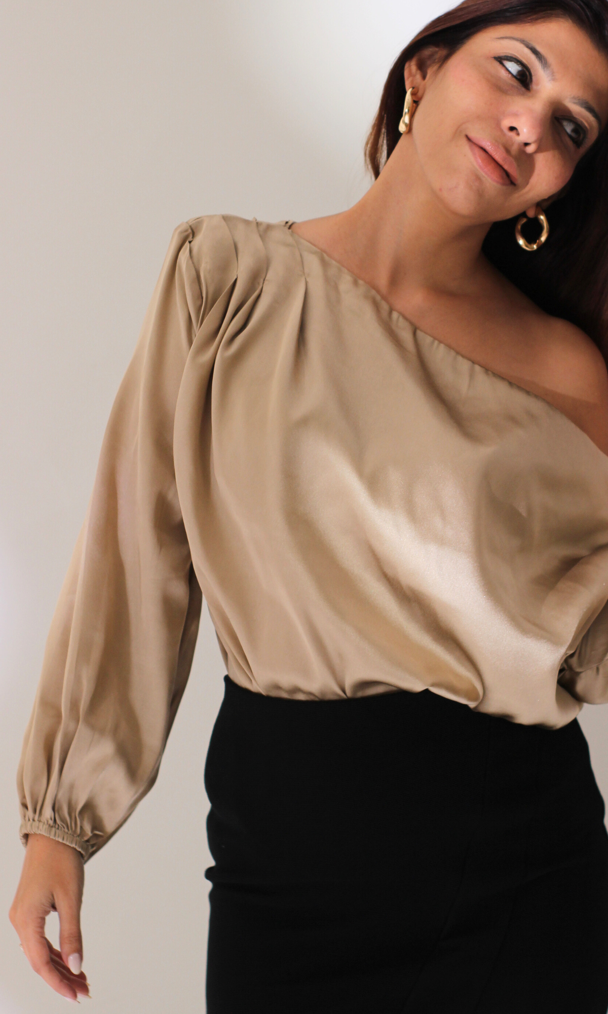 Champagne Balloon Sleeved One Shoulder Top