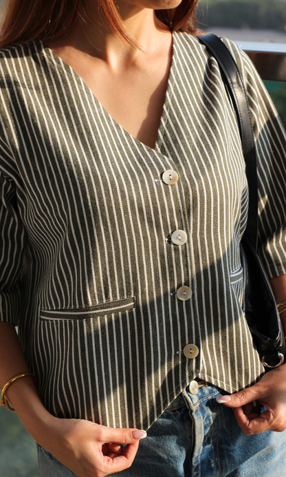 Olive Parallel Sleeved Waist Coat