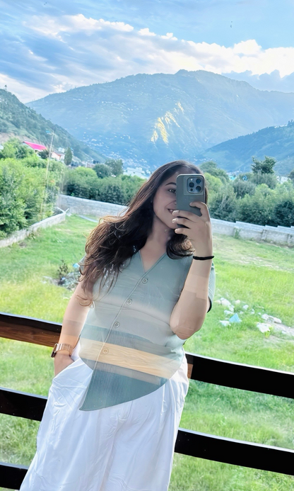 Minted Sage Ribbed Side-Cut Sleeved Waist Coat