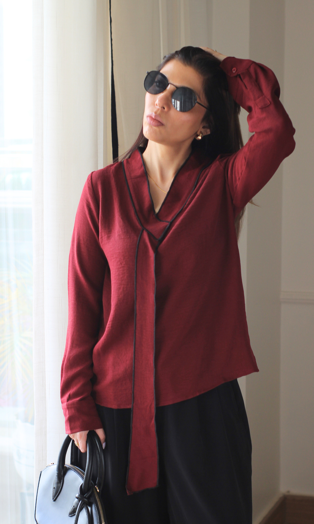 Berry Red-Black Knot Detail Top