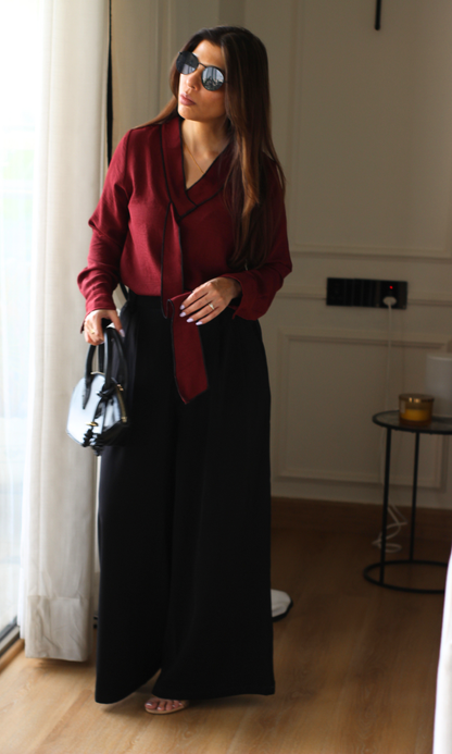 Berry Red-Black Knot Detail Top