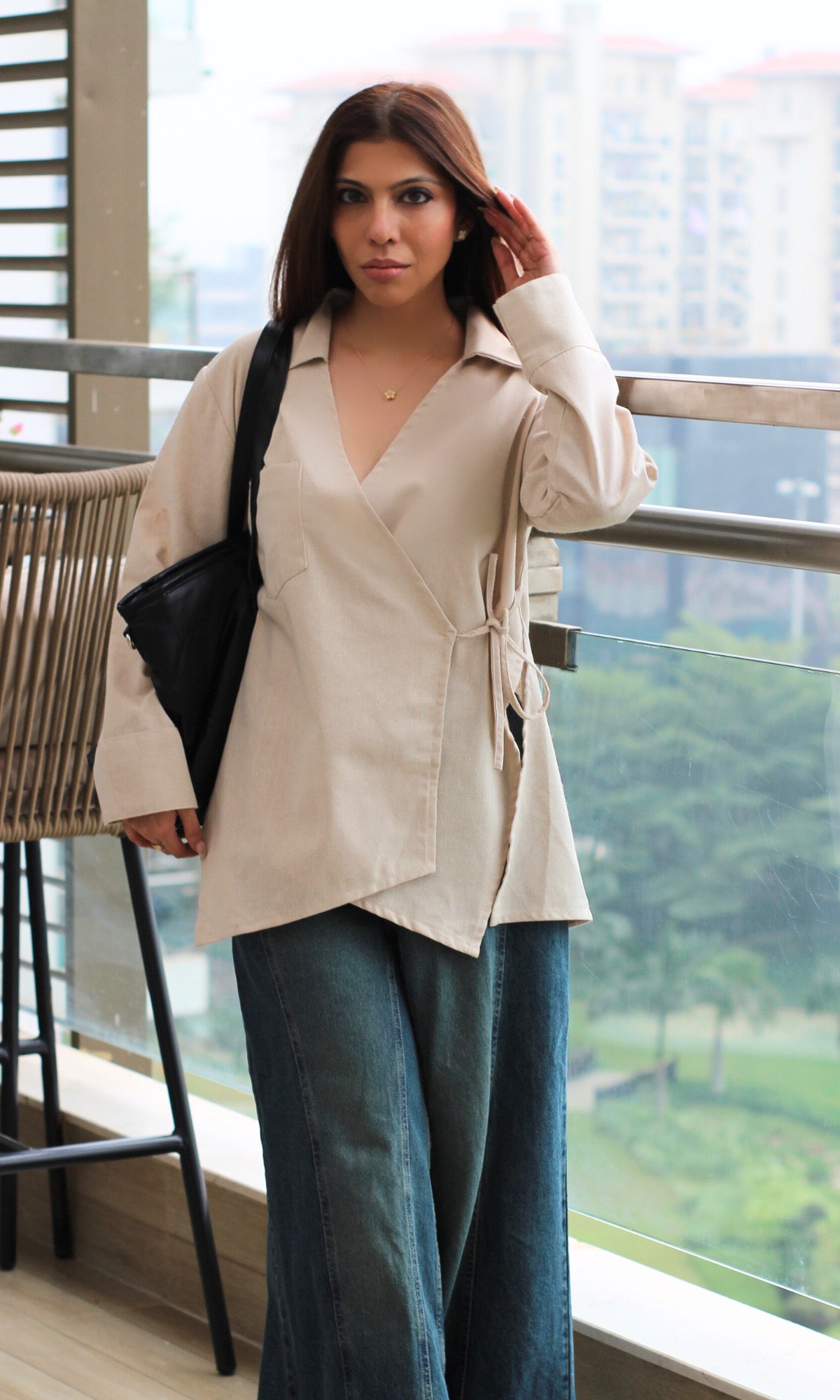 Women’s beige kimono top in linen-polyester fabric with relaxed fit, wrap tie and subtle cut-out detailing.