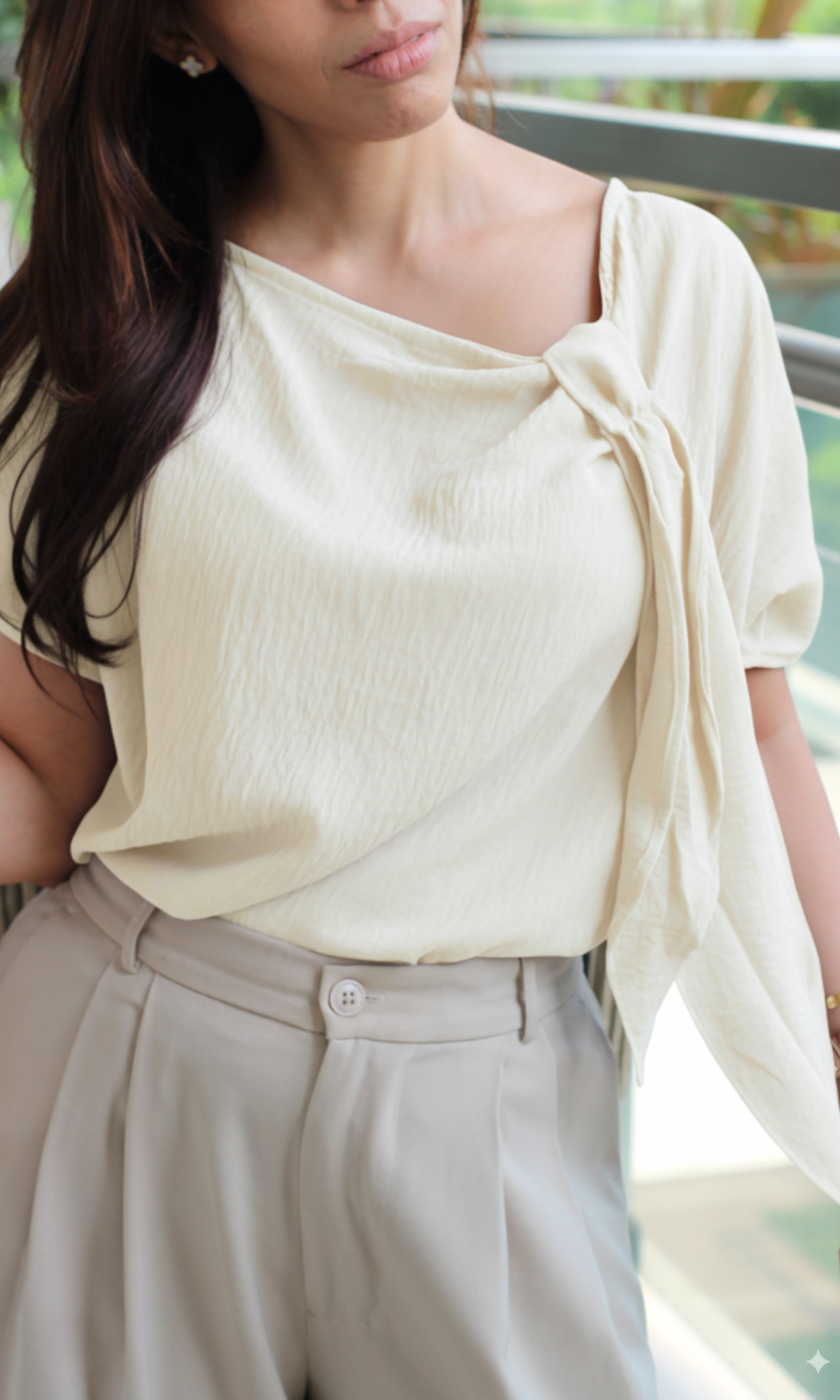 Buttermilk Side Knot Detail Top