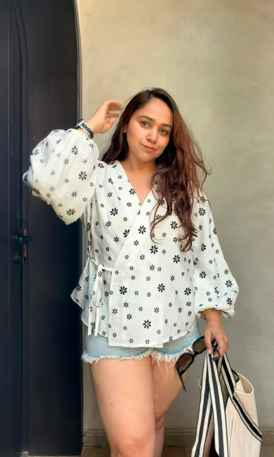 Black Flower Embroidered Kimono