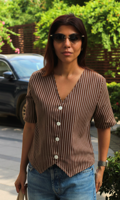 Brown Parallel Sleeved Waist Coat